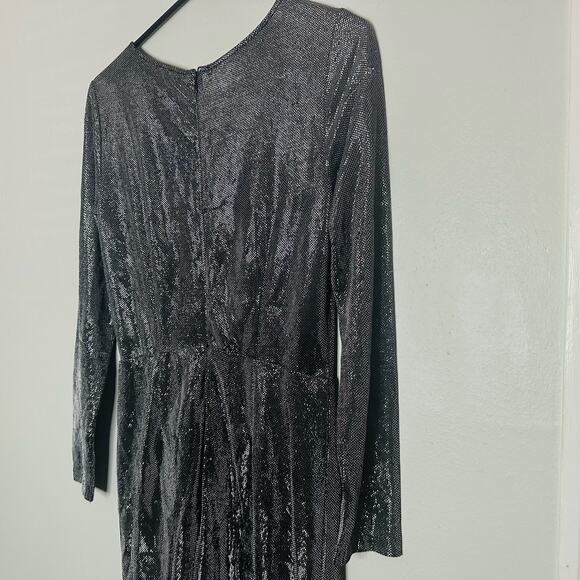 BB DAKOTA Women's Shine Silver Metallic Long Sleeves Mini Dress Size Small - Picture 14 of 16